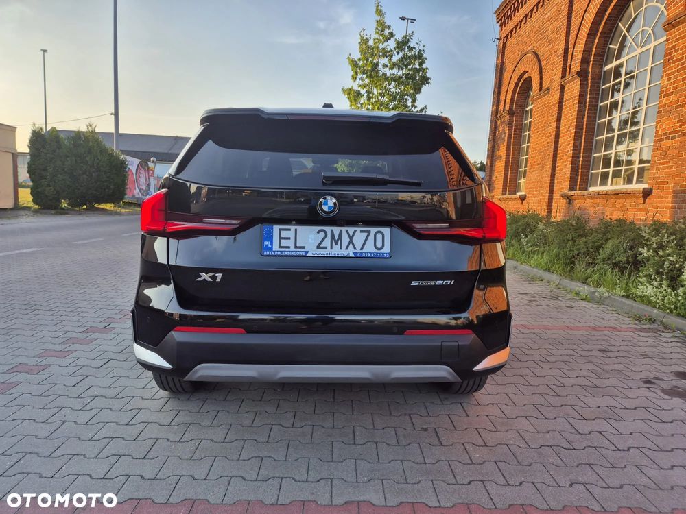 BMW X1 xDrive25e - 26