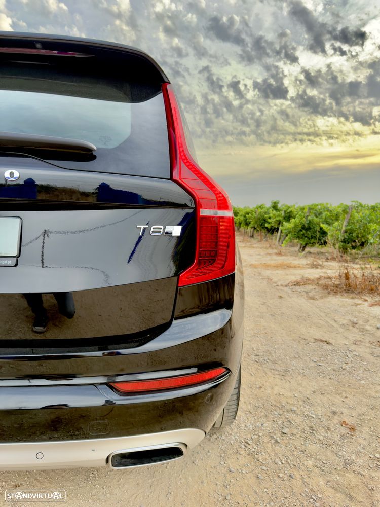 Volvo XC 90 - 9
