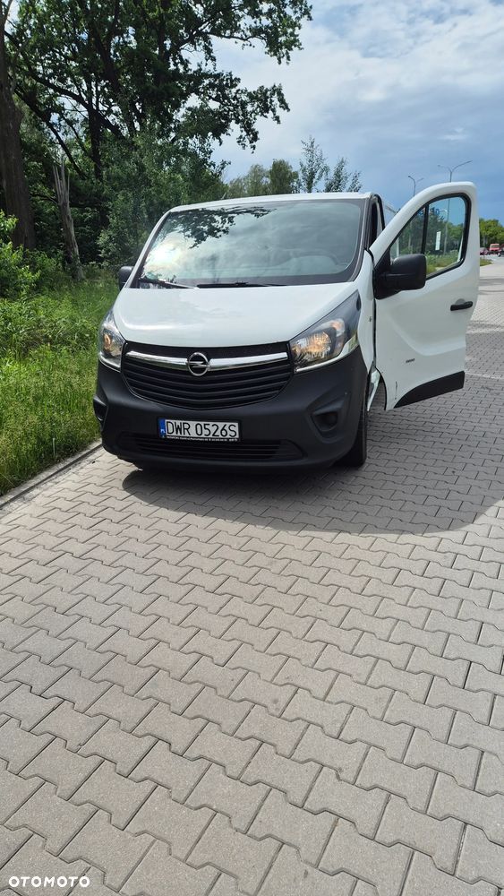 Opel Vivaro - 9