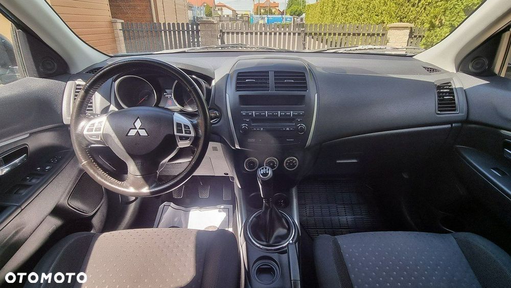Mitsubishi ASX - 12