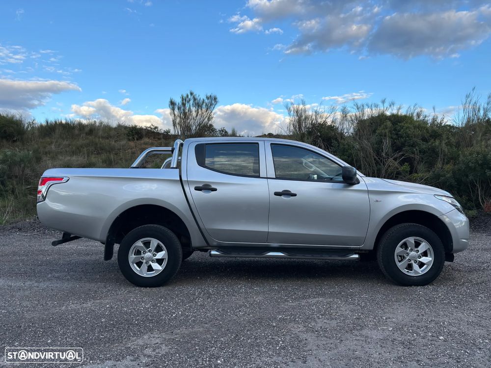 Mitsubishi L200 2.4 DI-D CD Invite 2WD - 29