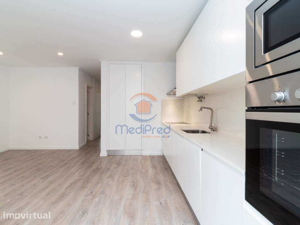 Apartamento T1 com Quintal, em Remodelação | Barreiro - Grande imagem: 3/9