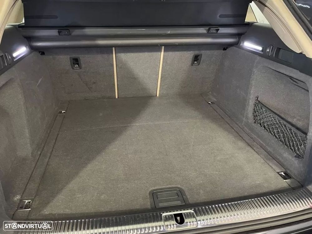 Audi A4 Avant 2.0 TDI Advance S tronic - 35