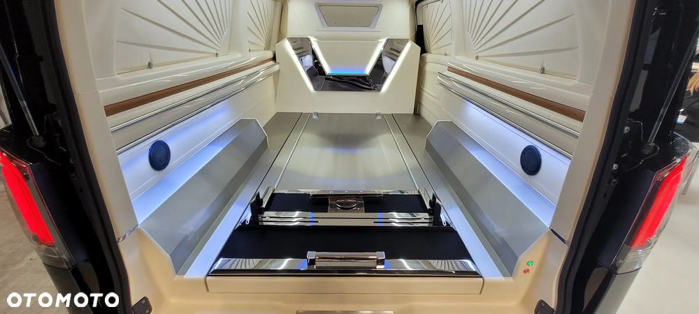 Mercedes-Benz Vito - 10