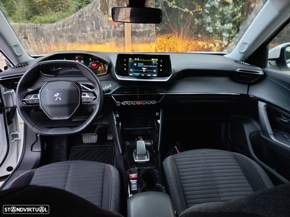 Peugeot e-2008 50 kWh Active Pack - 9