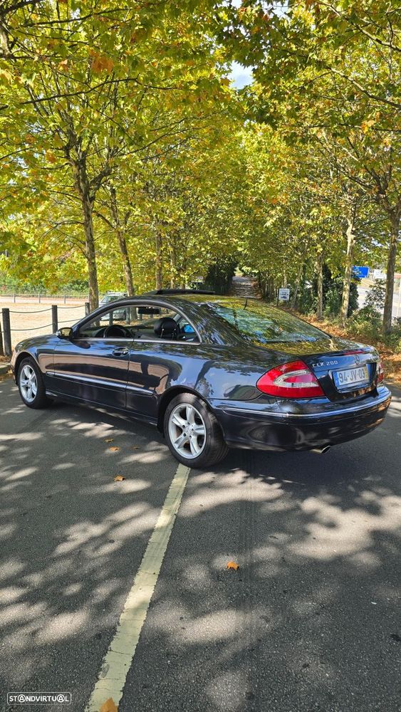 Mercedes-Benz CLK 200 K Avantgarde Aut. - 3