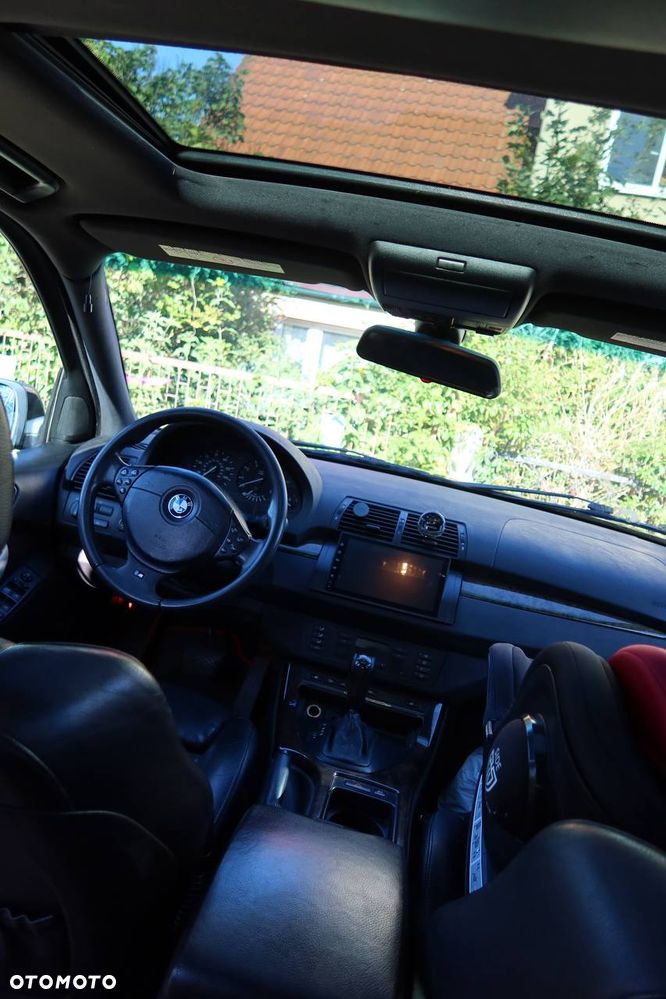 BMW X5 4.4i - 16