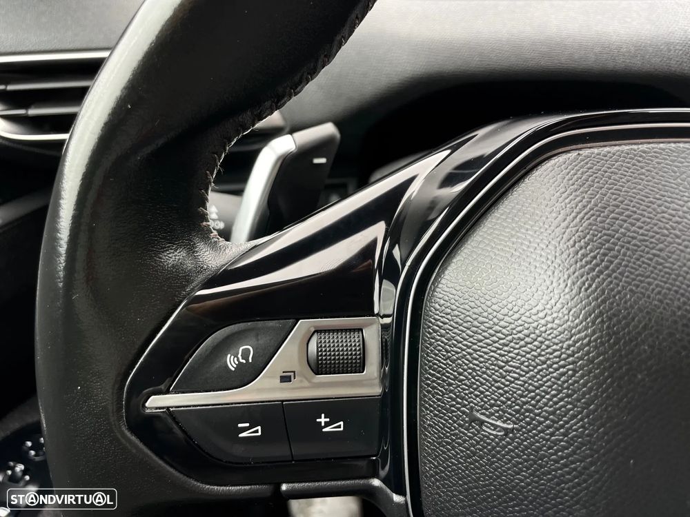 Peugeot 5008 BlueHDI 130 EAT8 Crossway - 22