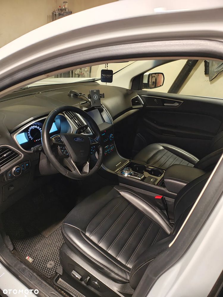 Ford Edge - 13