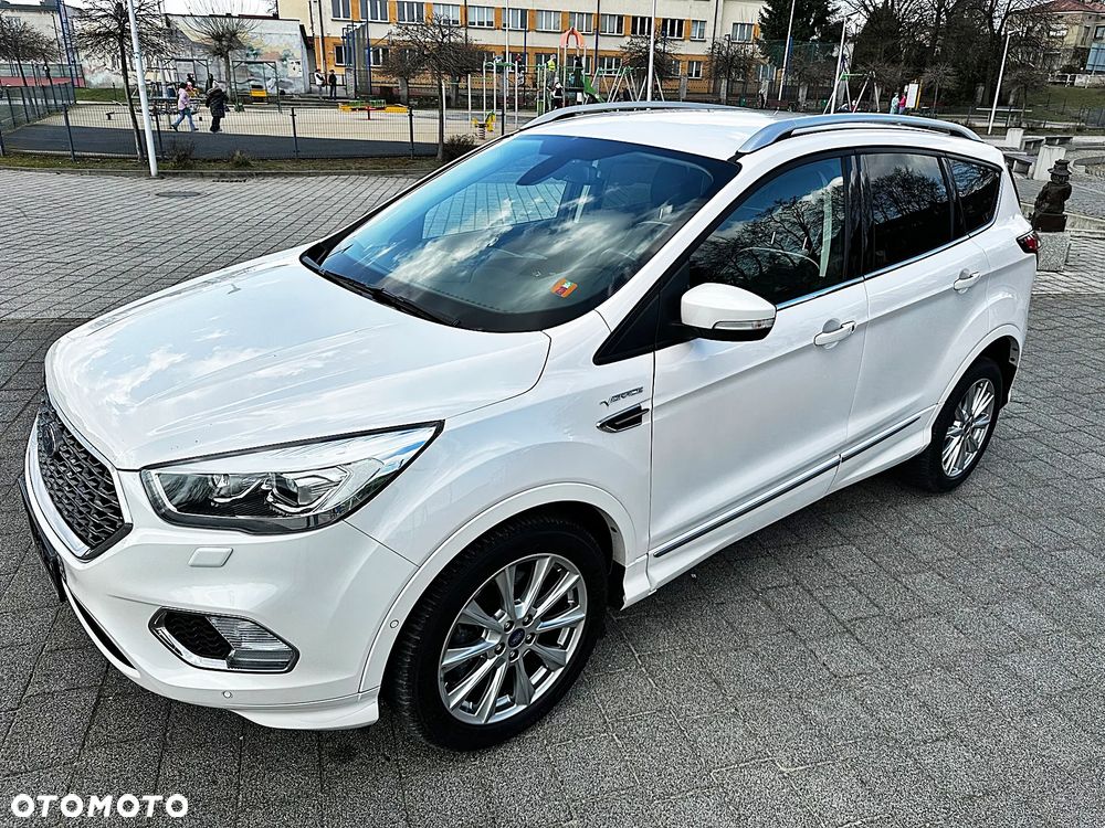 Ford Kuga - 12