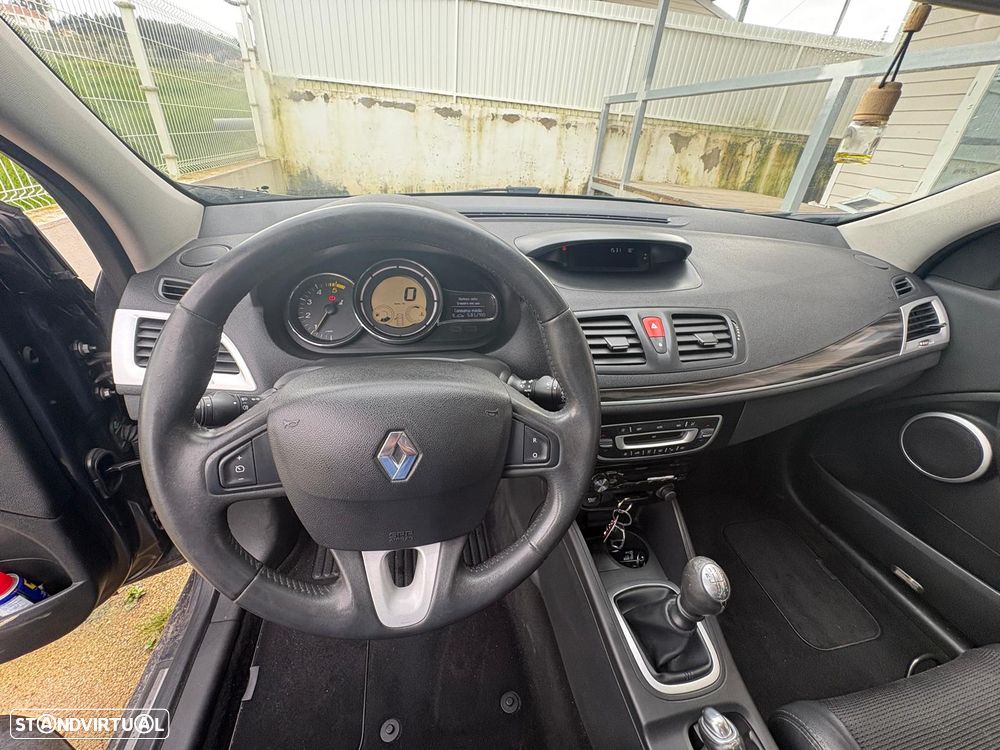 Renault Mégane Sport Tourer 1.5 dCi Dynamique - 1