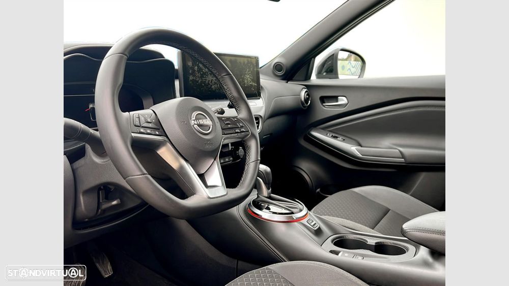 Nissan Juke 1.0 DIG-T N-Connecta DCT - 13