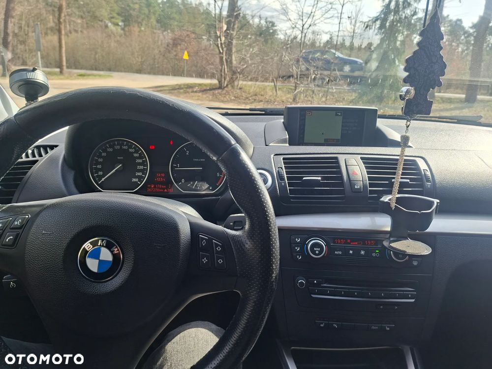 BMW Seria 1 120d DPF - 21