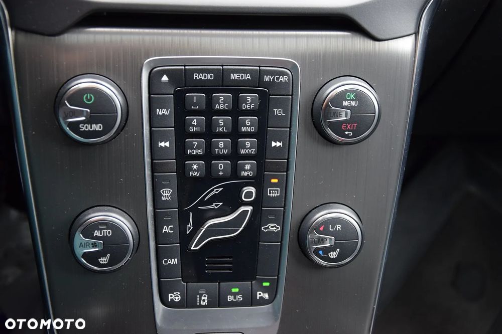 Volvo V40 D3 Geartronic Summum - 27