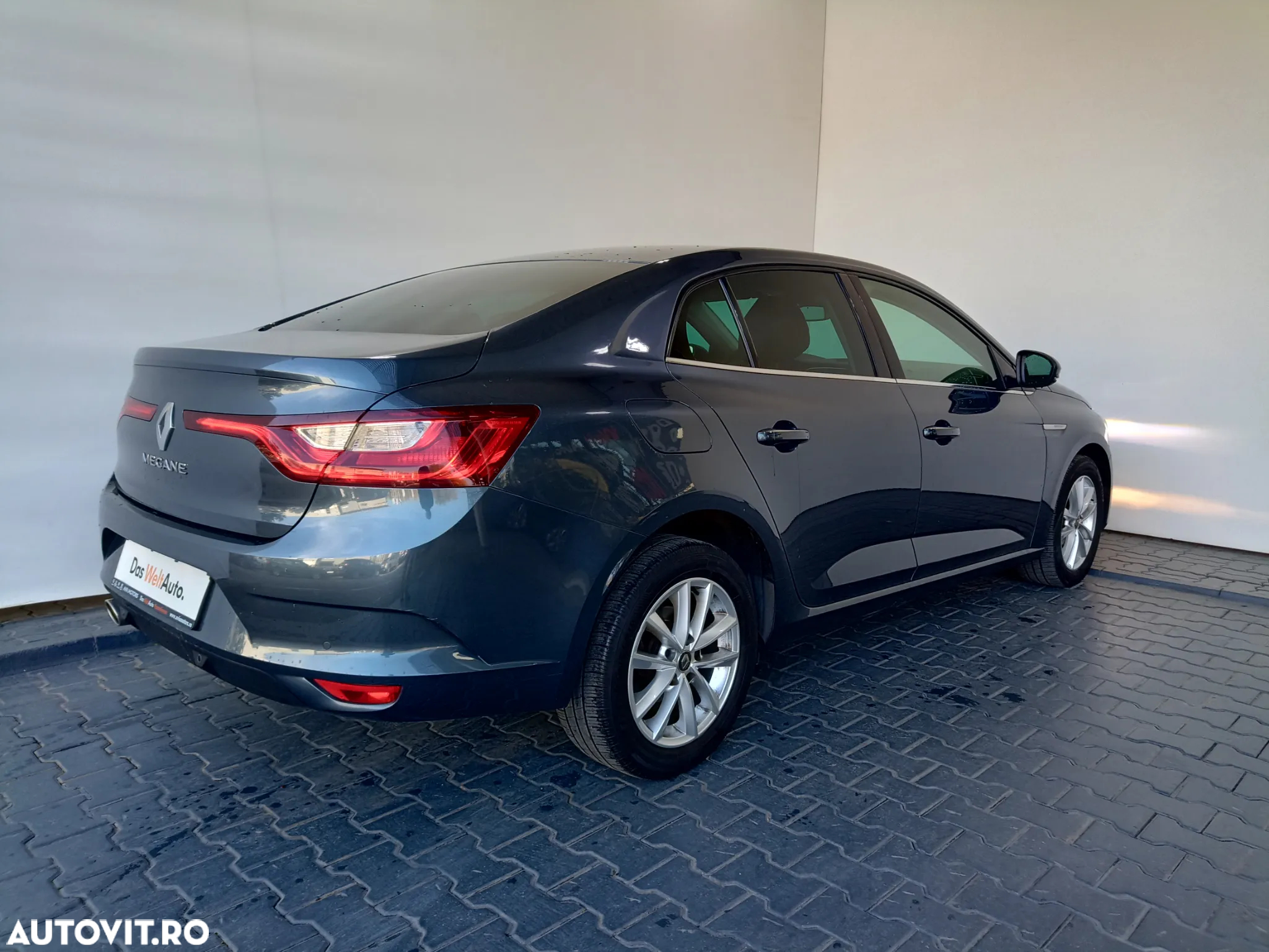 Renault Megane TCe 140 EDC GPF Zen - 31