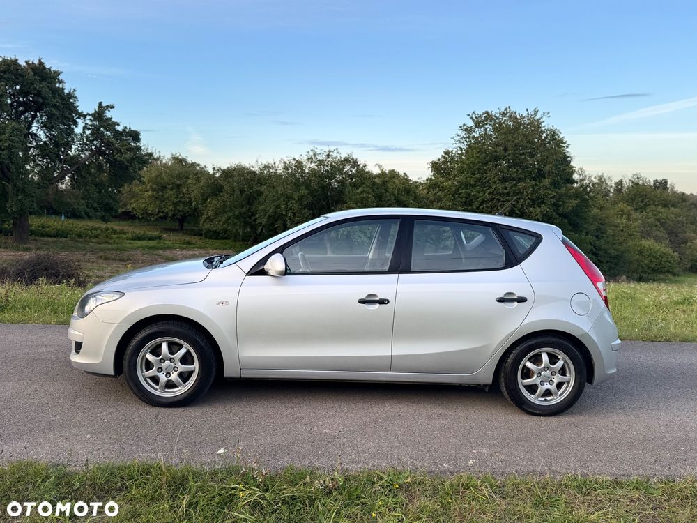 Hyundai i30 1.4 Blue Comfort - 19
