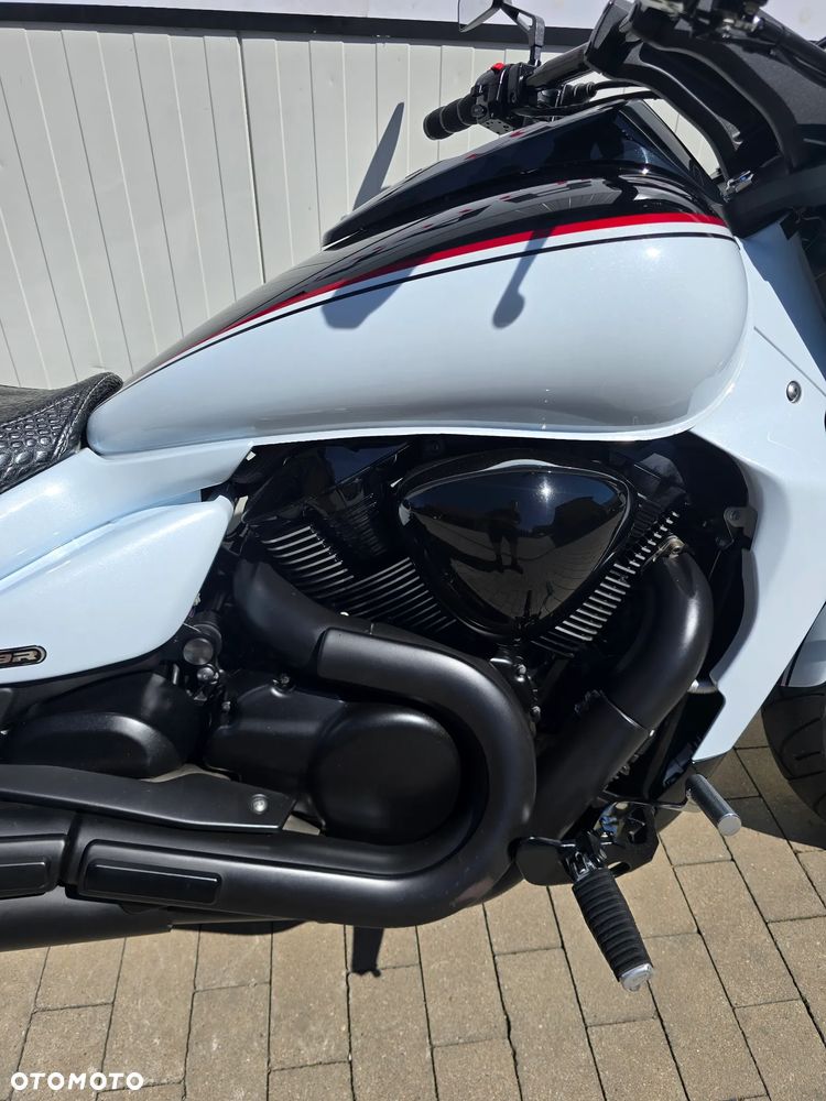 Suzuki Boulevard - 4