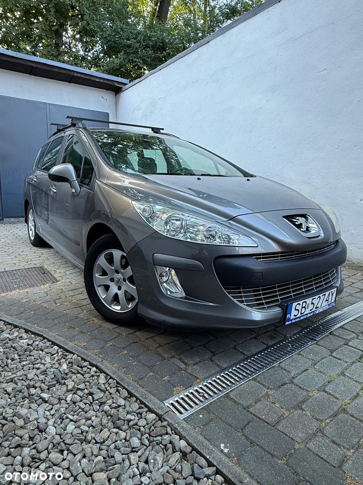 Peugeot 308 - 1