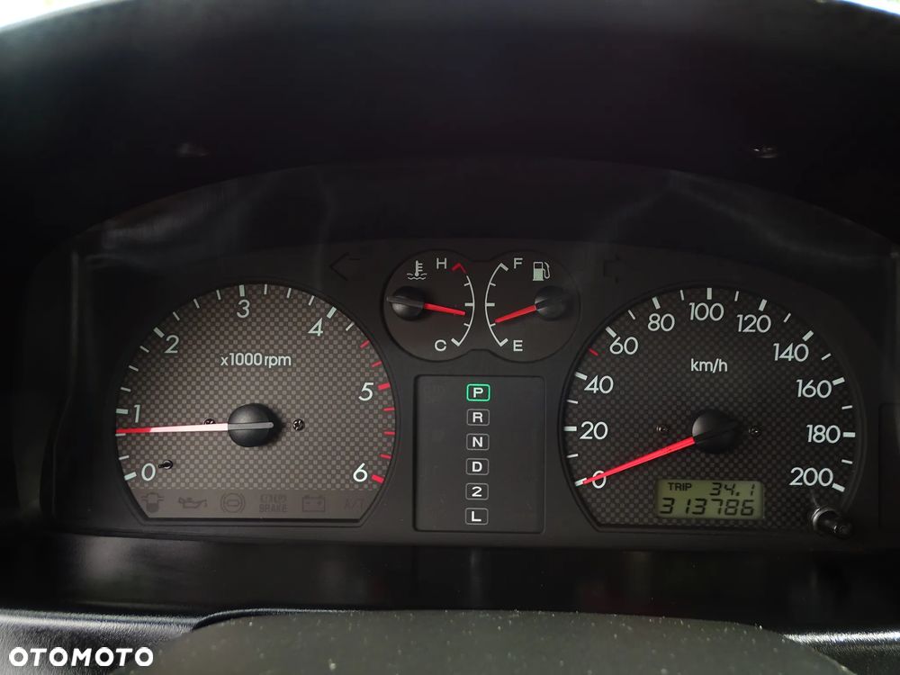 Hyundai Terracan - 14