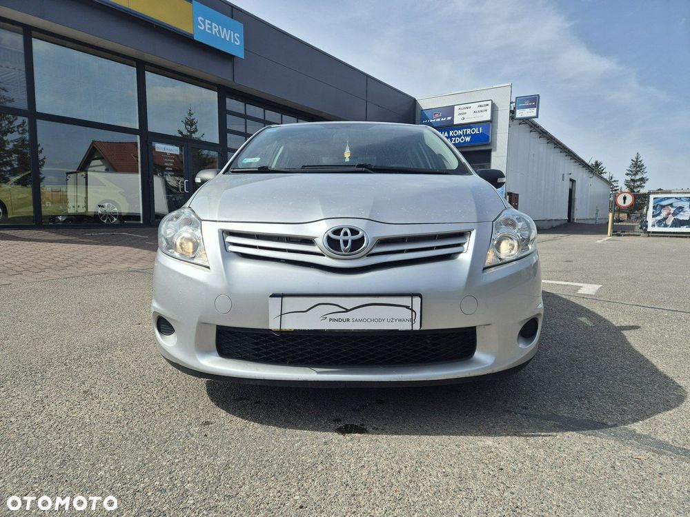 Toyota Auris 1.6 Comfort - 2