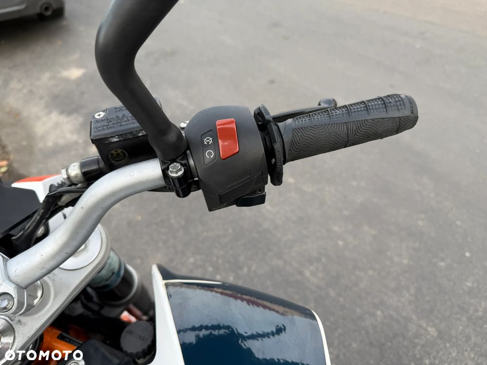 KTM Duke - 13