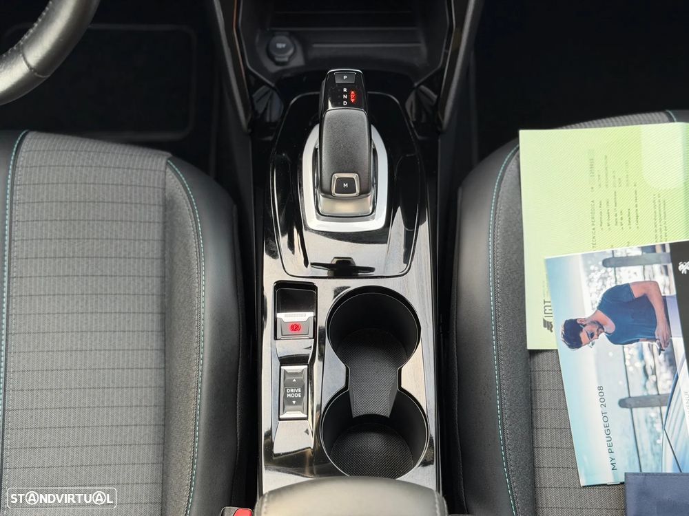 Peugeot 2008 1.2 PureTech Allure Pack EAT8 - 7
