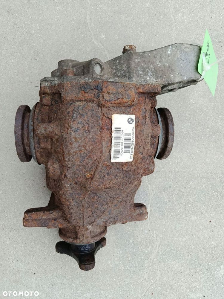 BMW 3 E90 E91 MOST TYLNY DYFER 7529906 3.23 - 1