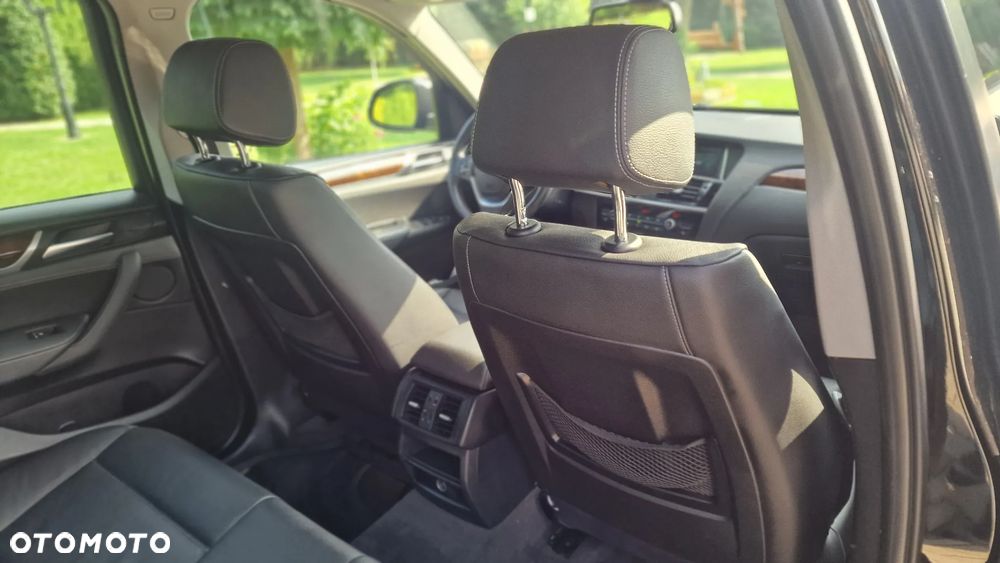 BMW X3 xDrive28i - 34