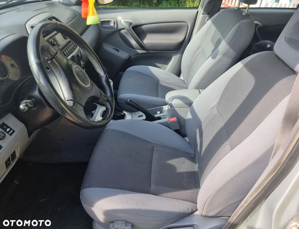 Toyota RAV4 D-4D 4x4 Executive - 19