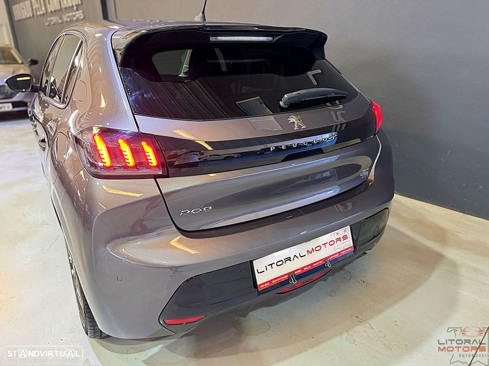 Peugeot 208 1.2 PureTech GT EAT8 - 10