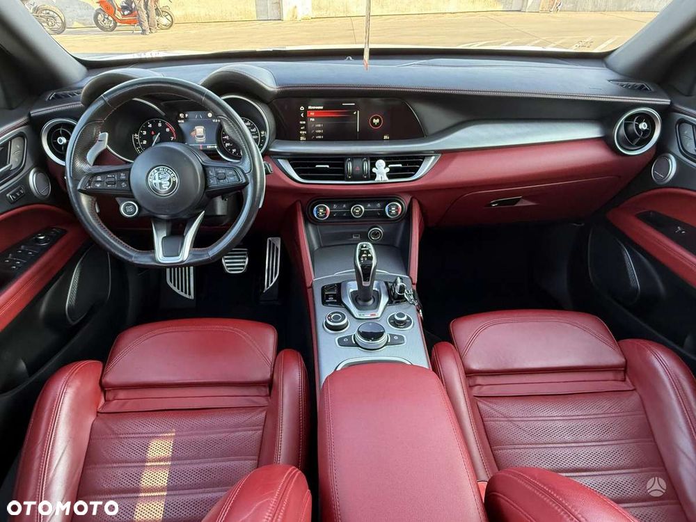 Alfa Romeo Stelvio 2.0 Turbo First Edition Q4 - 10