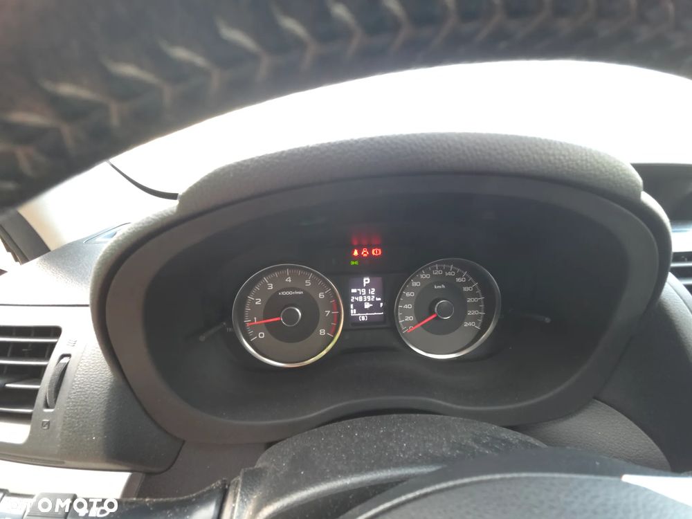 Subaru Forester 2.0i Exclusive Lineartronic - 10