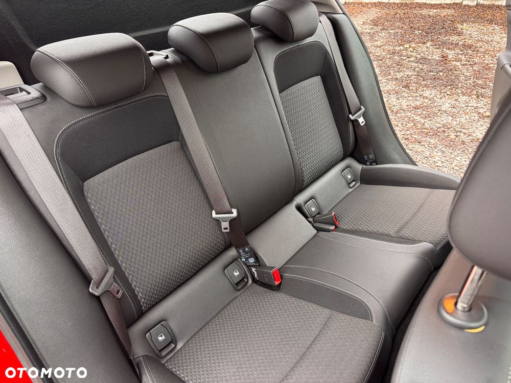 Opel Astra 1.4 Turbo Innovation - 26