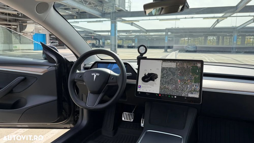 Tesla Model 3 Long Range AWD Premium - 14