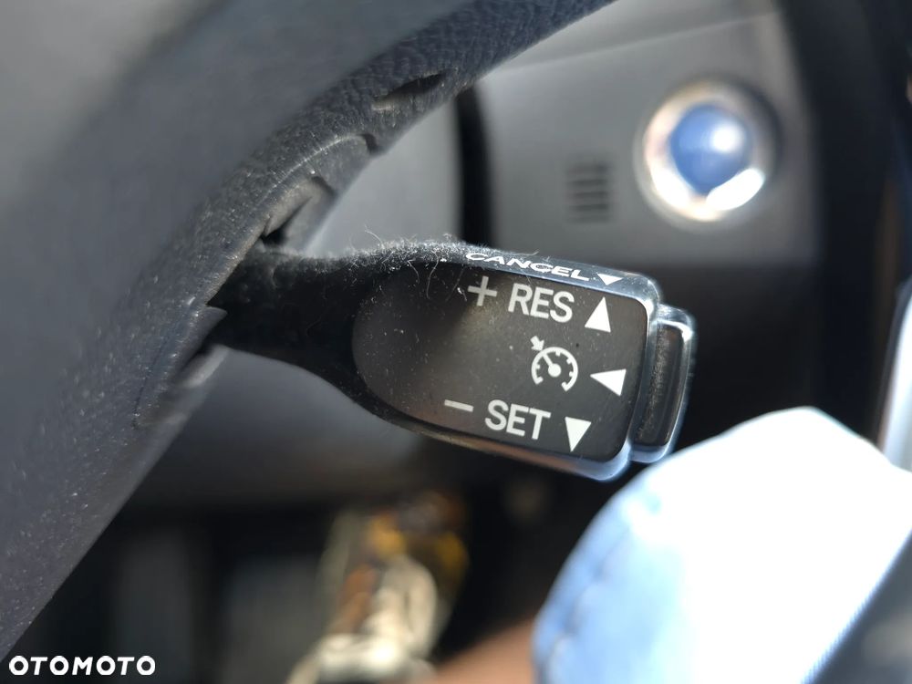 Toyota Auris 1.8 VVT-i Hybrid Automatik Edition - 25