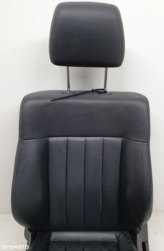FOTEL LEWY PRZEDNI PRZÓD SKÓRA GRZANY MERCEDES W212 EUROPA - 3