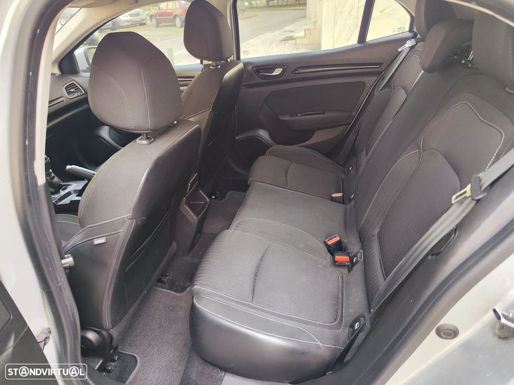 Renault Mégane 1.5 dCi Zen - 18