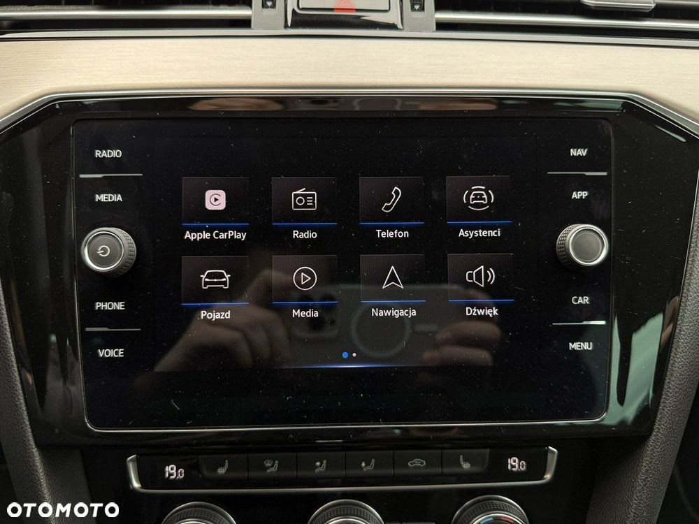 Volkswagen Passat 2.0 TSI Elegance DSG - 25