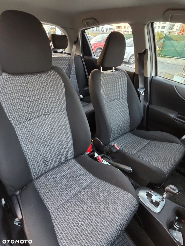Toyota Yaris 2013 photo 5