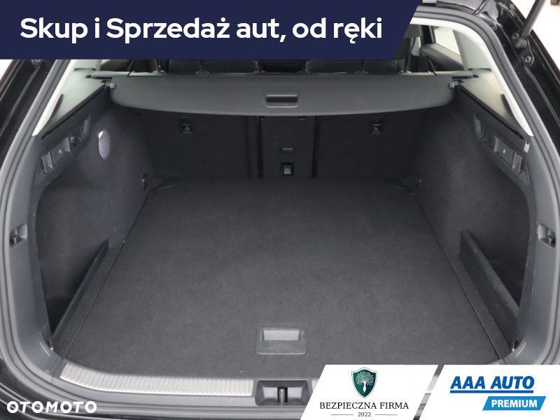 Volkswagen Passat Variant - 16