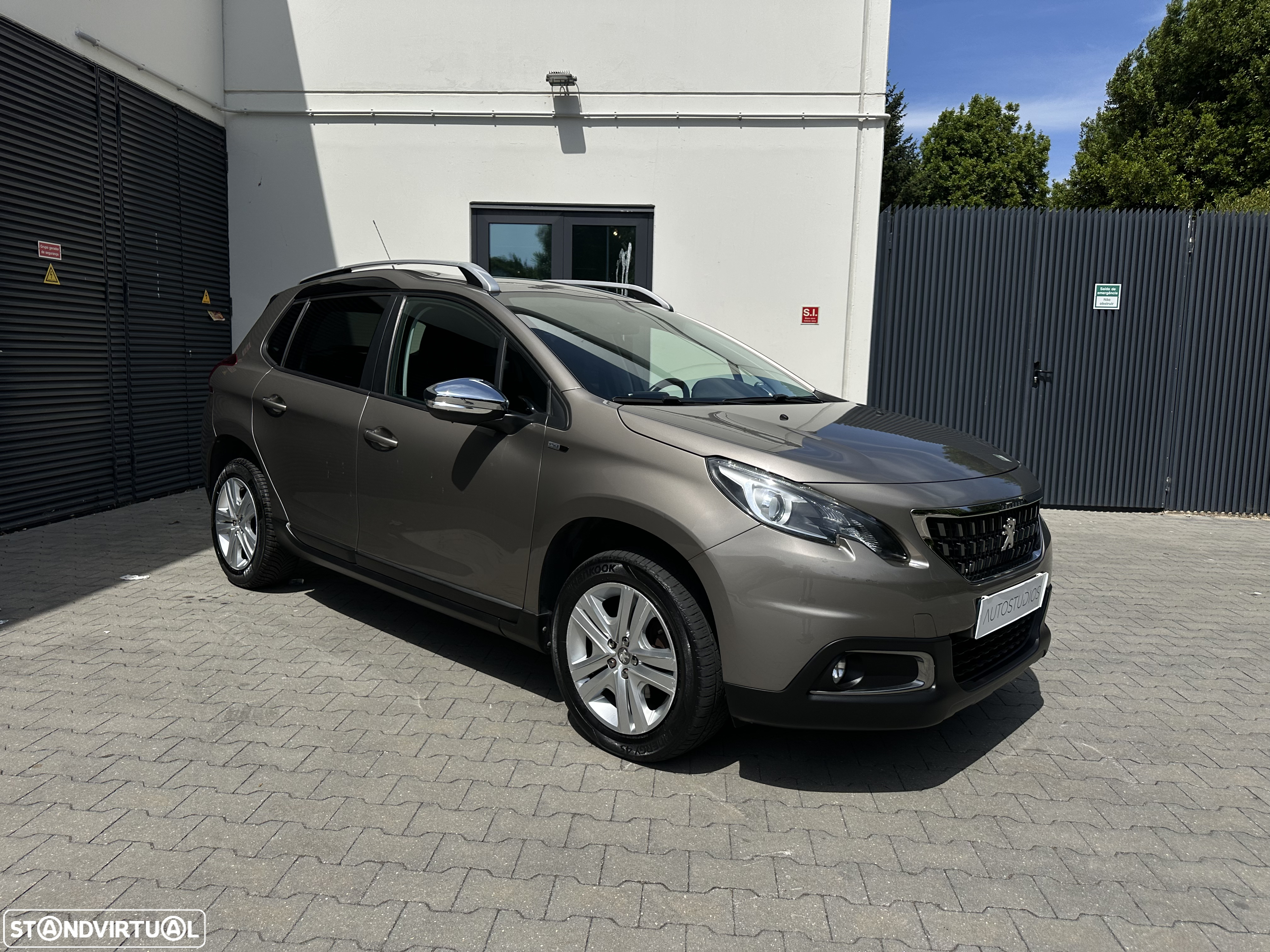 Peugeot 2008 PureTech 100 Style - 4