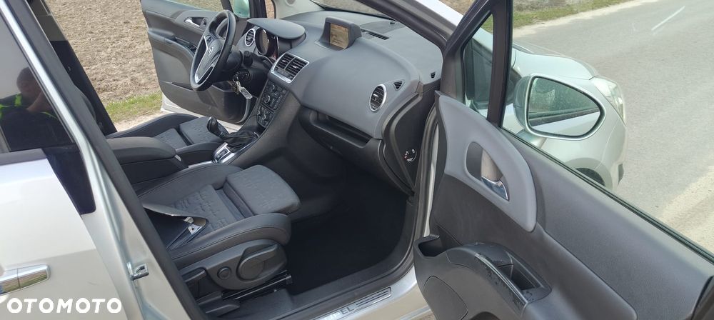 Opel Meriva 1.4 T Cosmo - 16