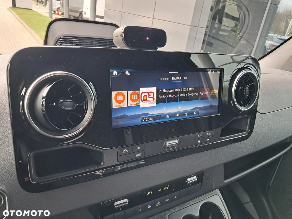 Mercedes-Benz Sprinter 317 CDI Furgon PRO długi 4325 mm L3H2 - 24