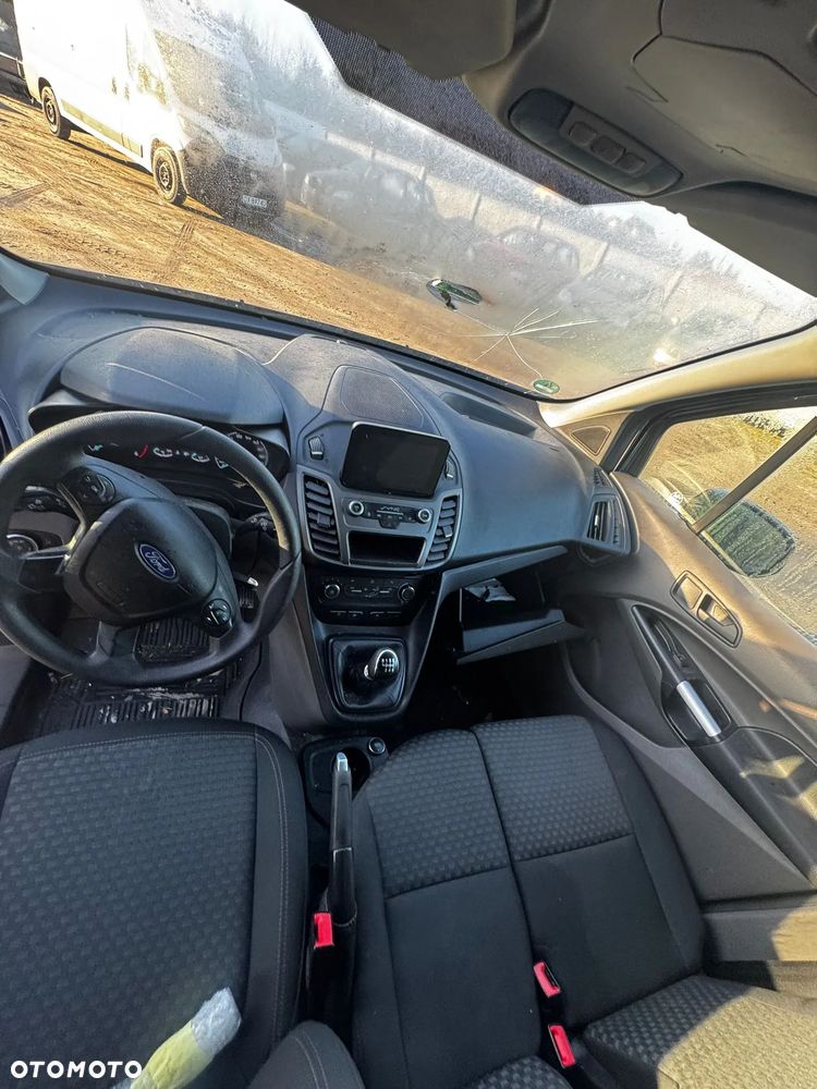 Ford Transit Connect - 12