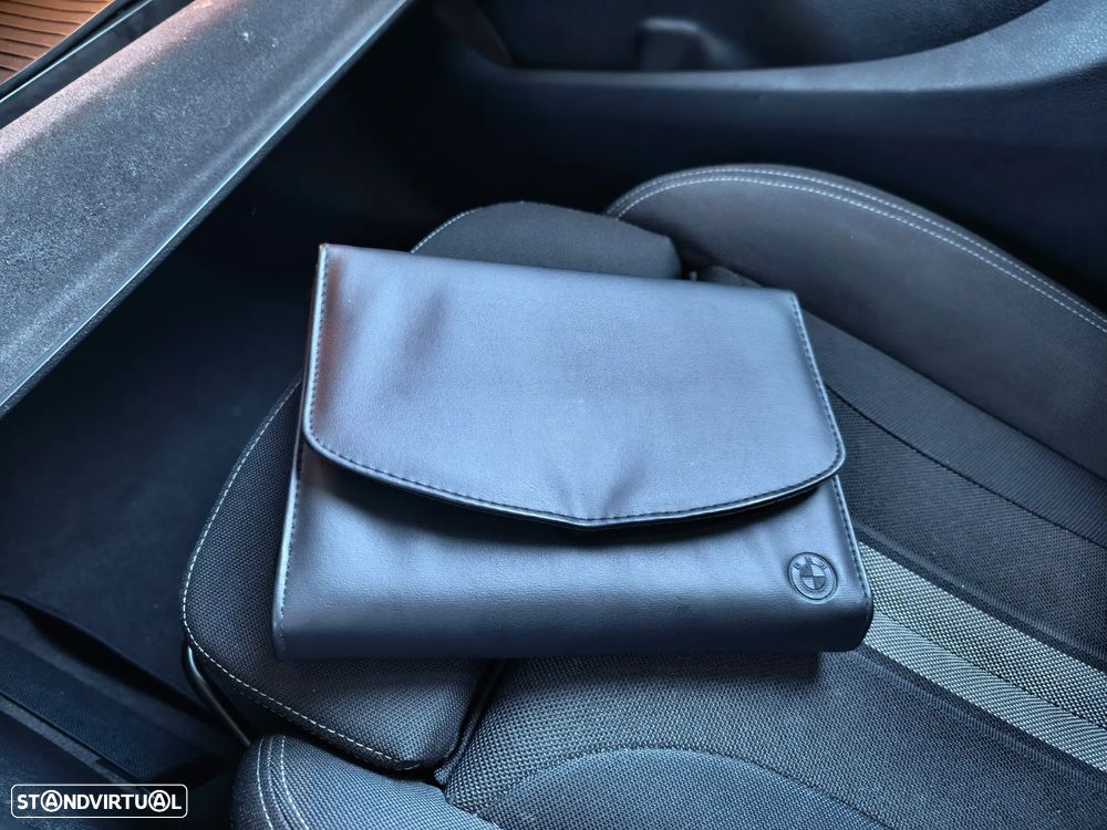 BMW 218 Active Tourer d Sport Line - 28