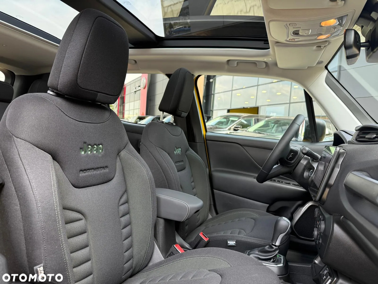 Jeep Renegade 1.5 T4 mHEV North Star FWD S&S DCT - 9