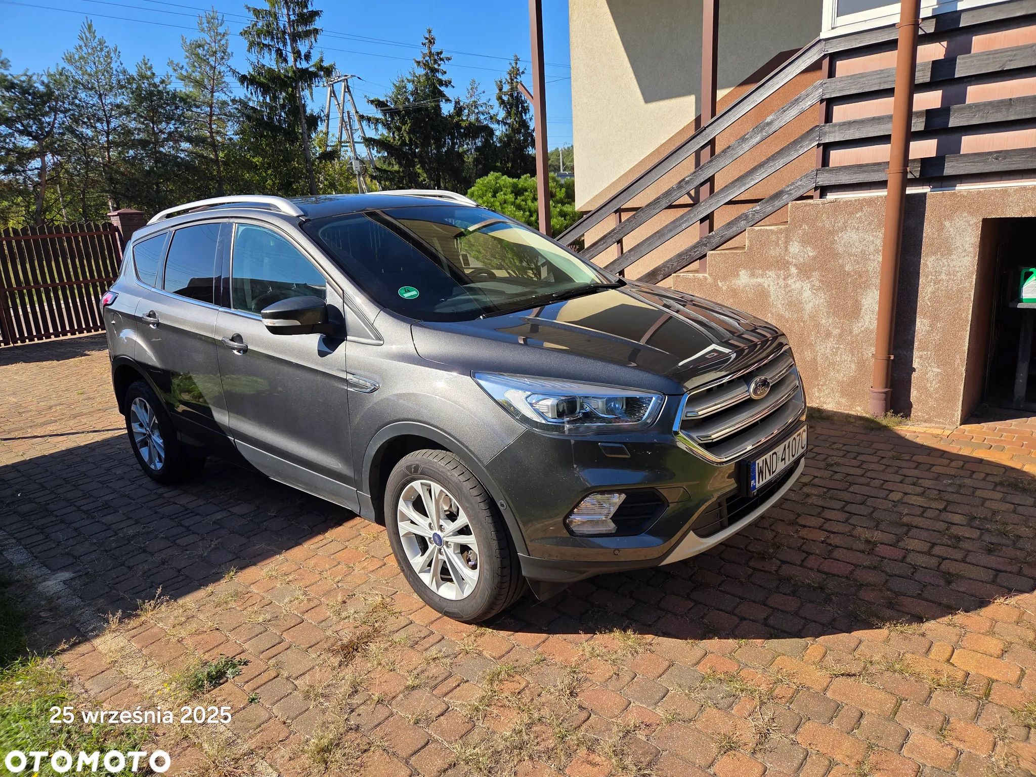 Ford Kuga - 1