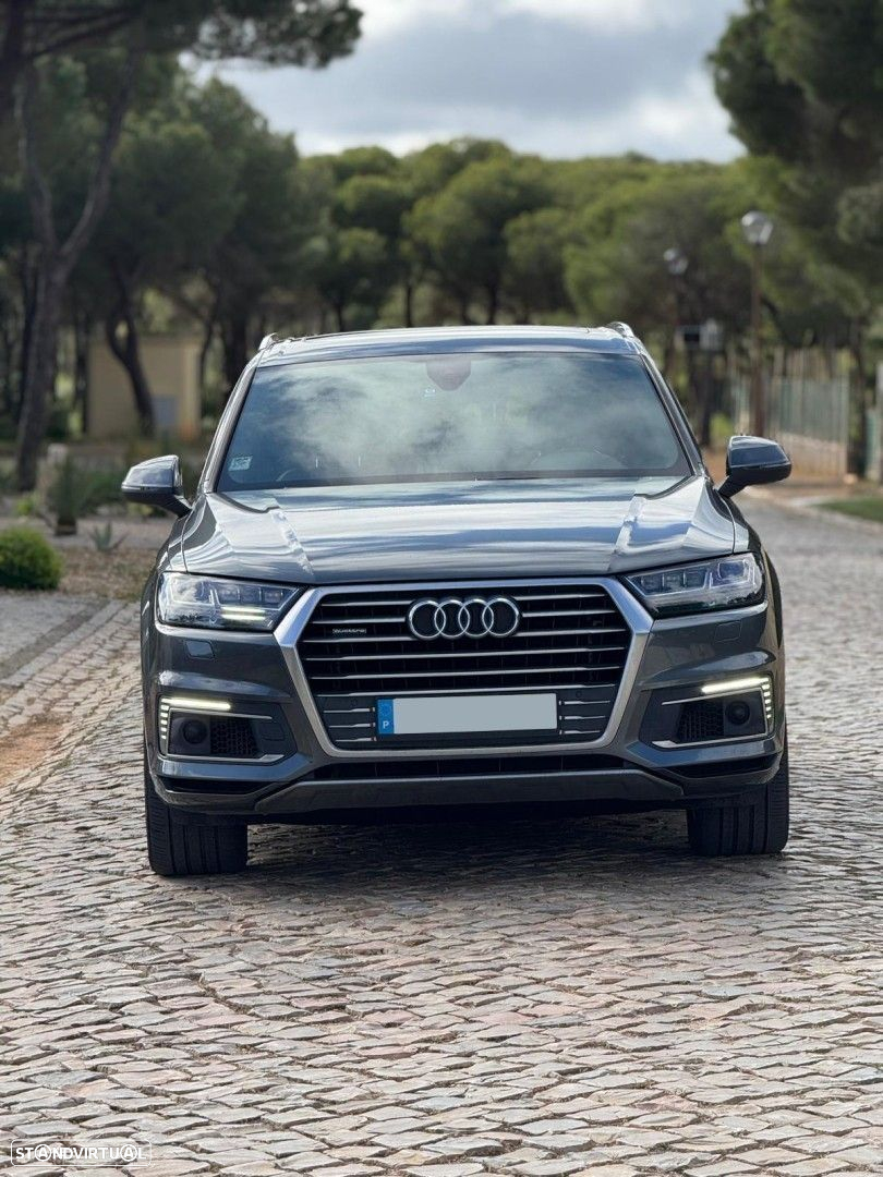 Audi Q7 3.0 TDI E-tron quattro S-line Tiptronic - 3