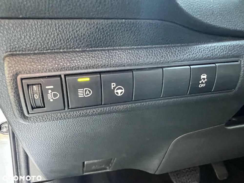 Toyota Corolla 1.8 Hybrid GPF Comfort - 18