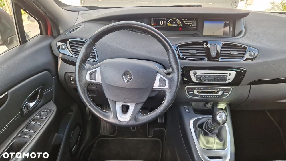 Renault Scenic ENERGY TCe 115 Bose Edition - 9